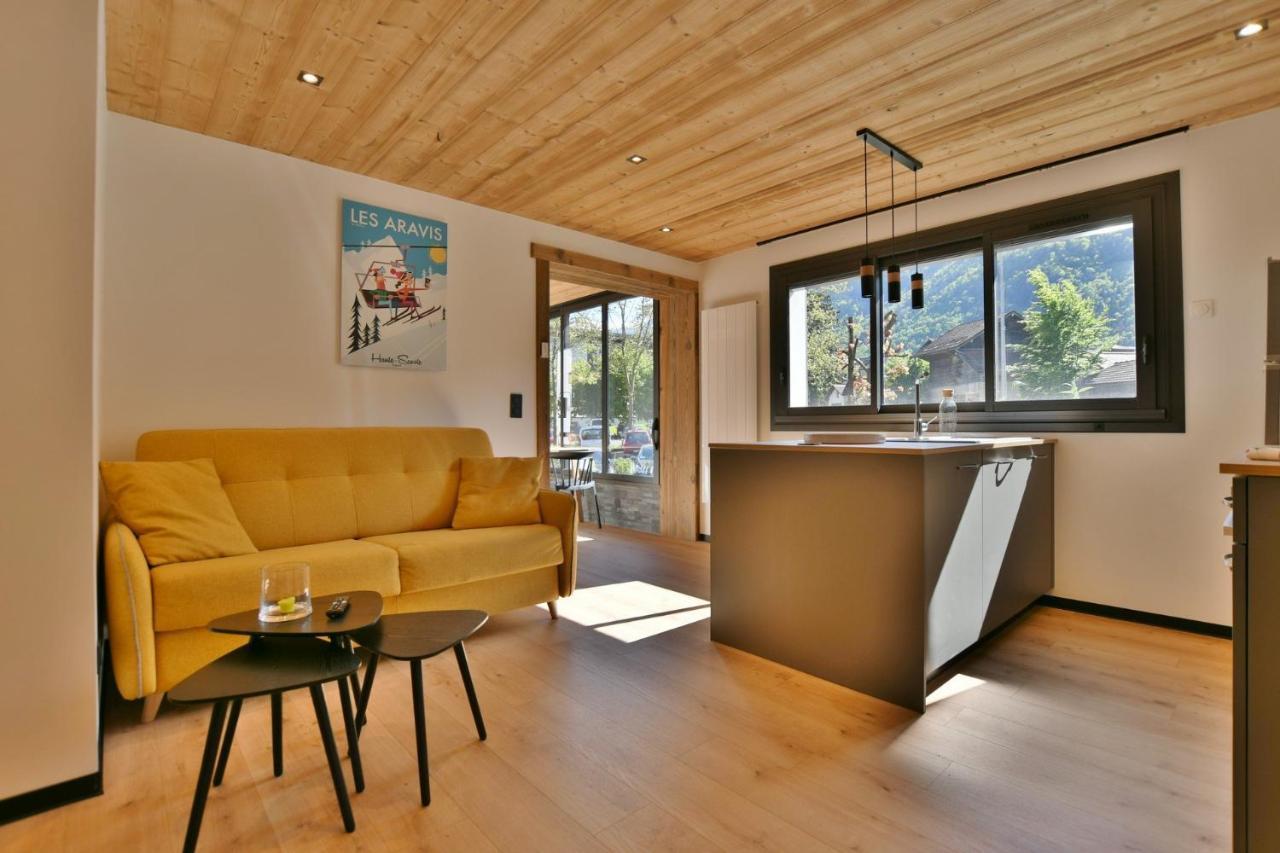Bel Appartement Centre De Thones Lumineux Et Spacieux Neuf Экстерьер фото